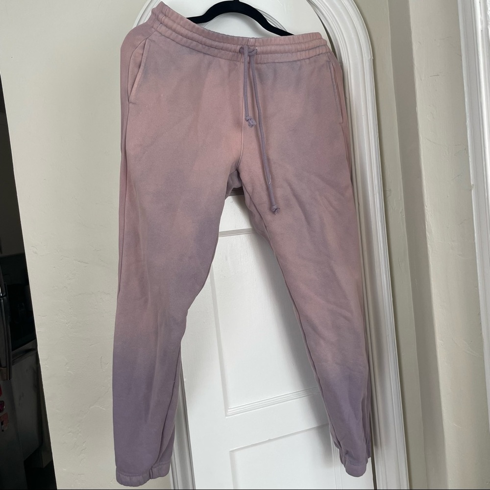 Aritzia TNA cozy fleece boyfriend sweatpant in sunkissed purple ash S